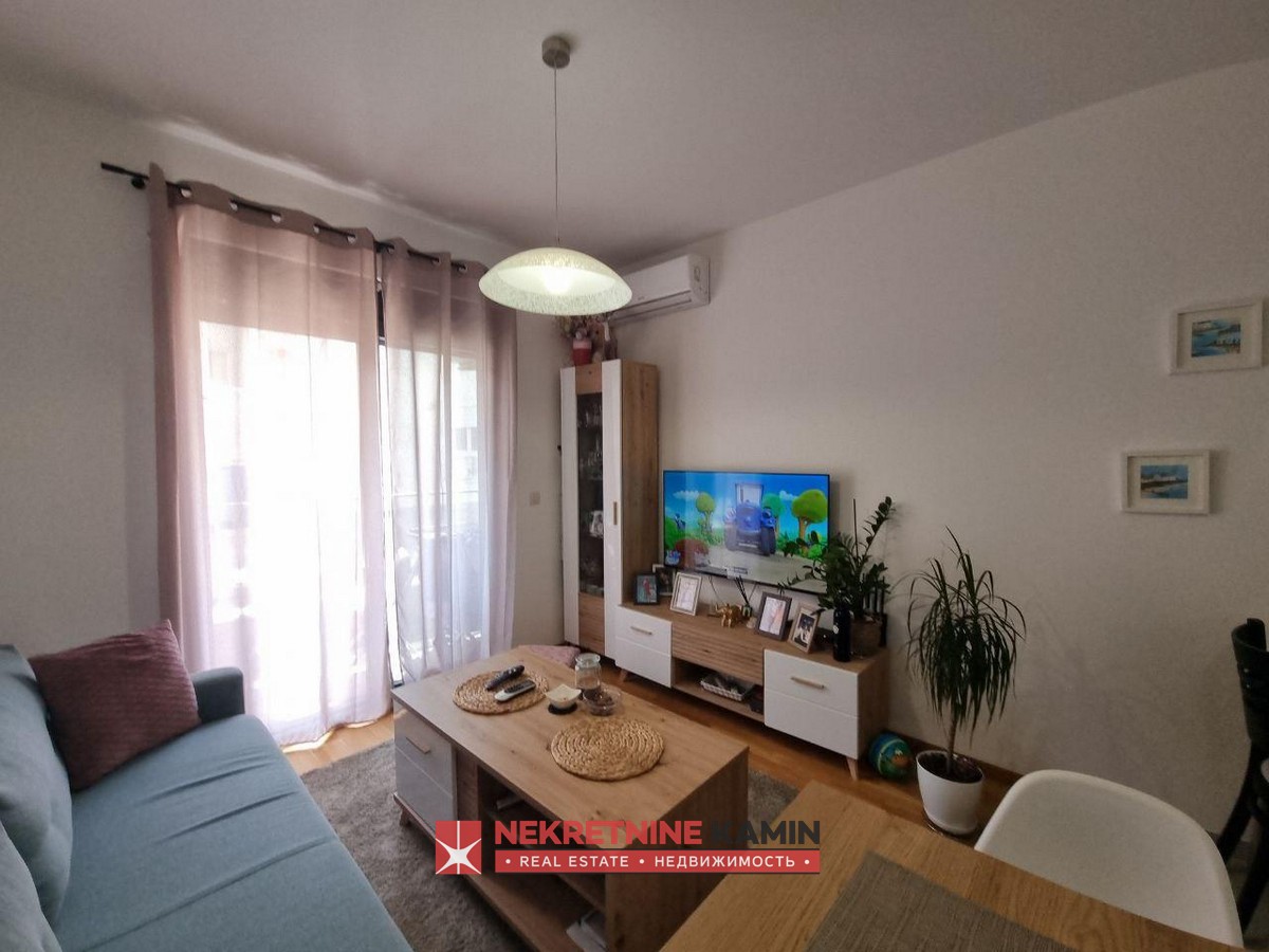 Lijep studio u novogradnji-odlična lokacija, Budva 